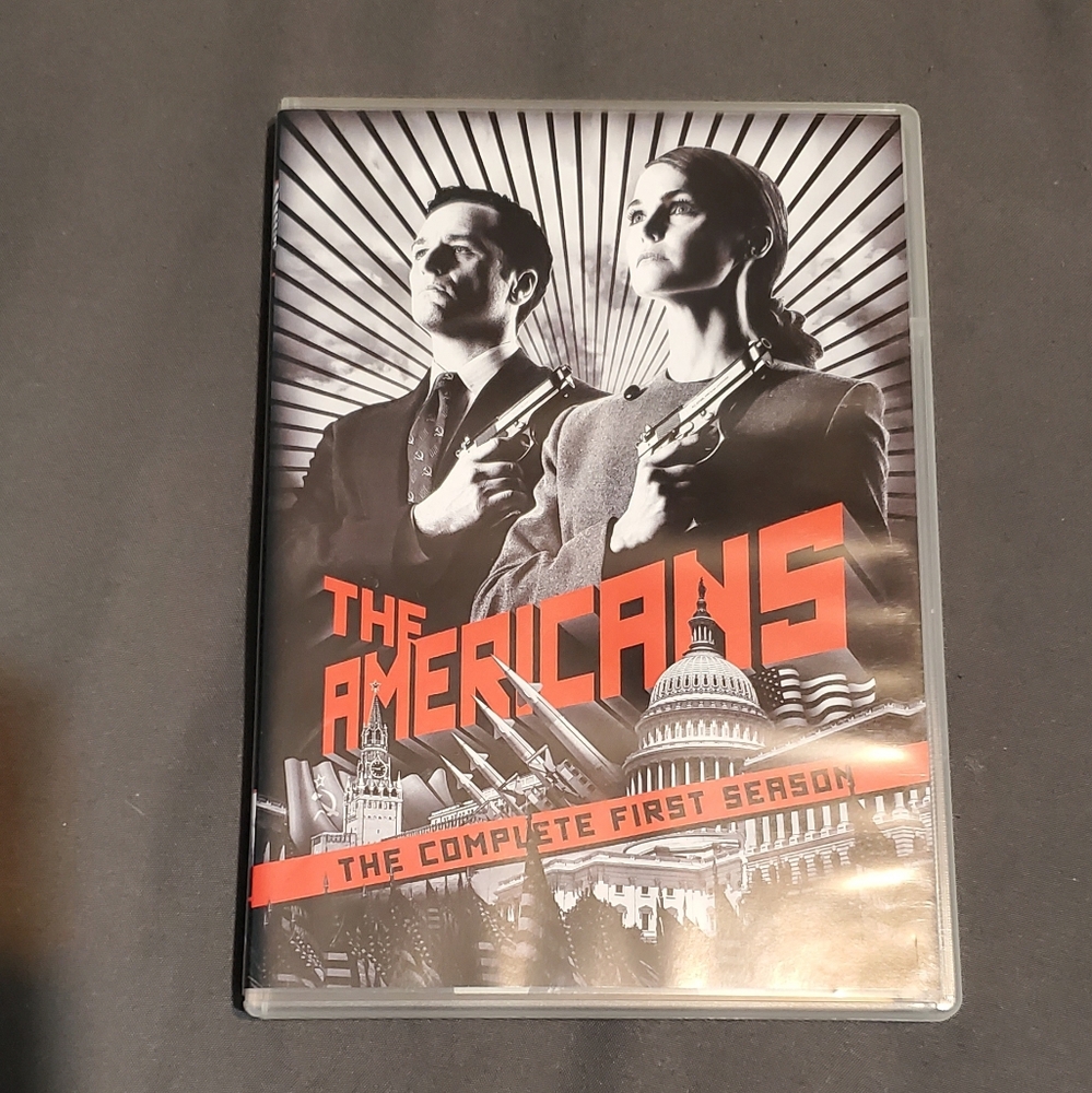 ⭐️2/$20⭐️ The Americans Season 1 DVD